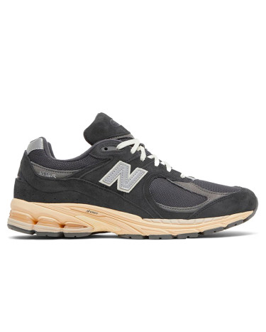 New Balance 2002R Black M2002RHO