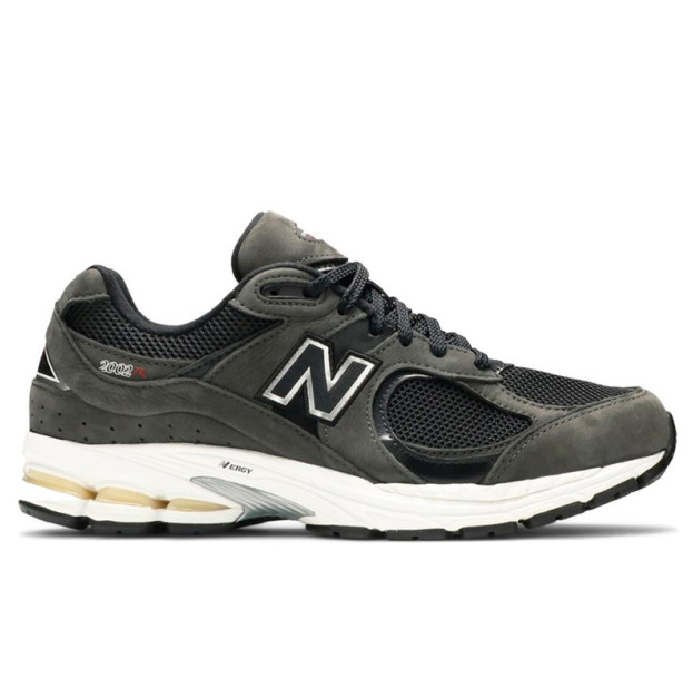 New Balance 2002R Dark Grey ML2002RB